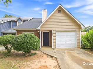 7980 Woodlake Dr, Riverdale, GA 30274