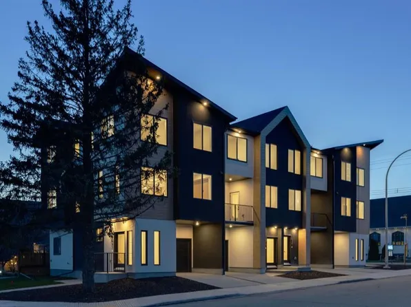 97 E 23rd St NW, Calgary, AB T2N 5A8