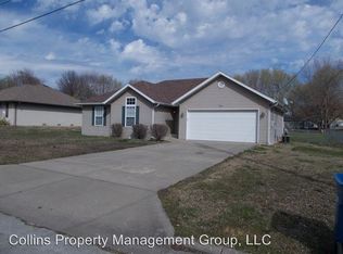 3844 S Parkmont Ave, Springfield, MO 65807