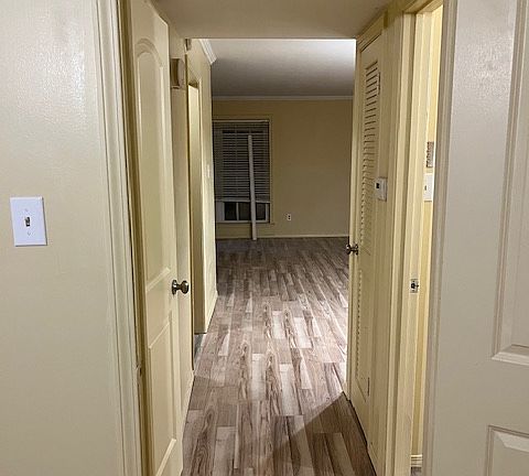 3rd image of 1601 N Bryant St APT 9