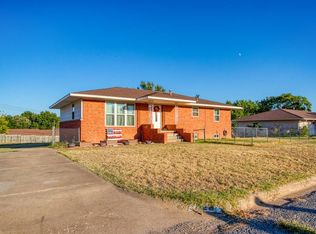 828 Mimosa Dr, Watonga, OK 73772