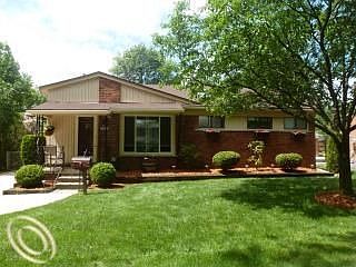 2nd image of 23915 Colchester Dr