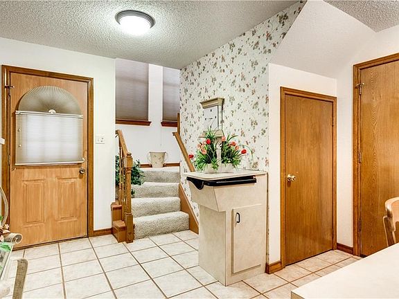 5th image of 1003 Mesquite Dr