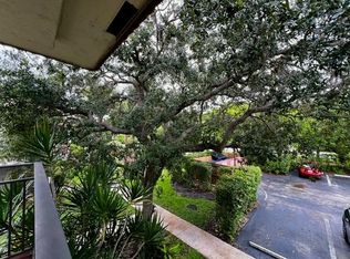 209 Lakeview Dr #204, Fort Lauderdale, FL 33326