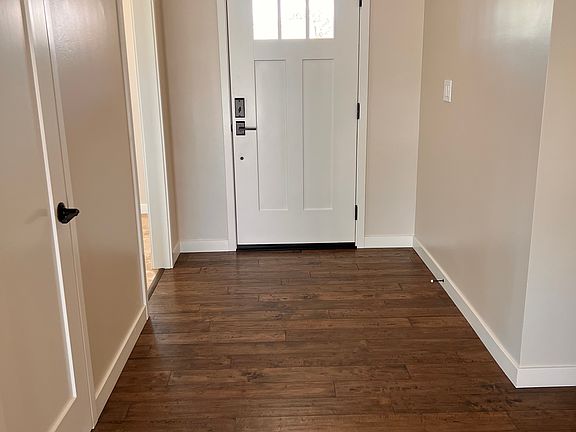 5th image of 2545 Clearview Ave