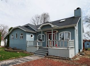 9709 S Minnick Ave, Oak Lawn, IL 60453