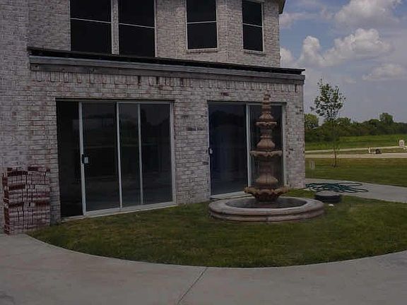 5th image of 9030 Mattie Ln
