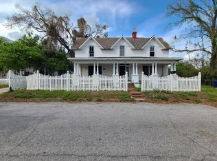 208 E Badcock Blvd, Mulberry, FL 33860
