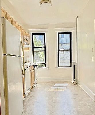 2nd image of 34-35 41st St #2F