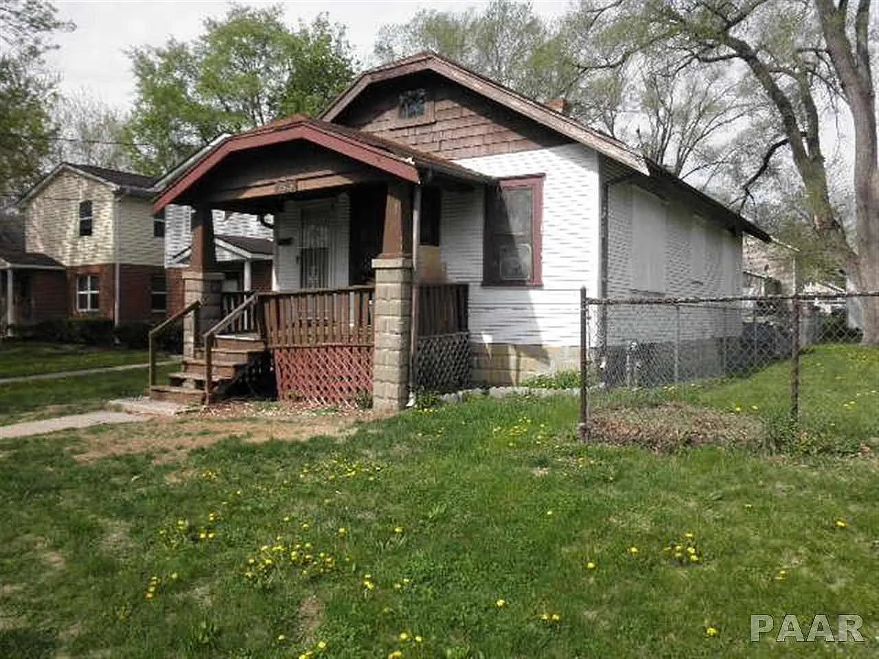 2315 N Ellis St photo 1