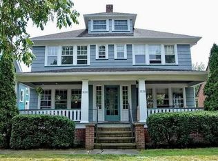 3128 E Derbyshire Rd, Cleveland Heights, OH