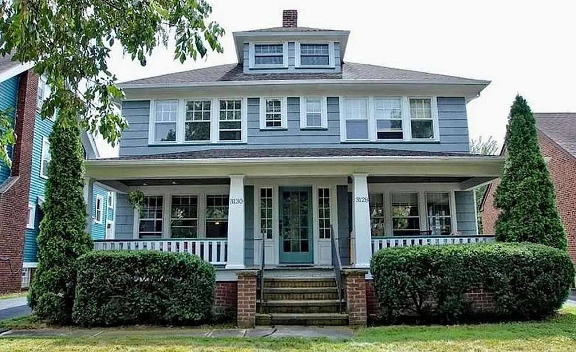 3128 E Derbyshire Rd photo 1