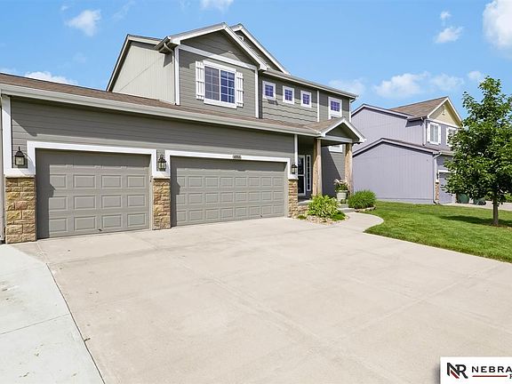 3rd image of 4916 N 161st St