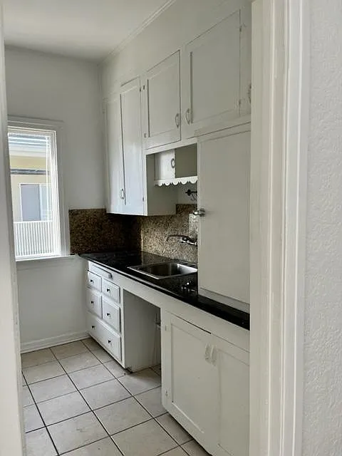 1 bed, 850 sqft, $2,600 — Photo 4