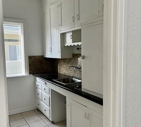 5th image of 19 Granada Ave Unit 10