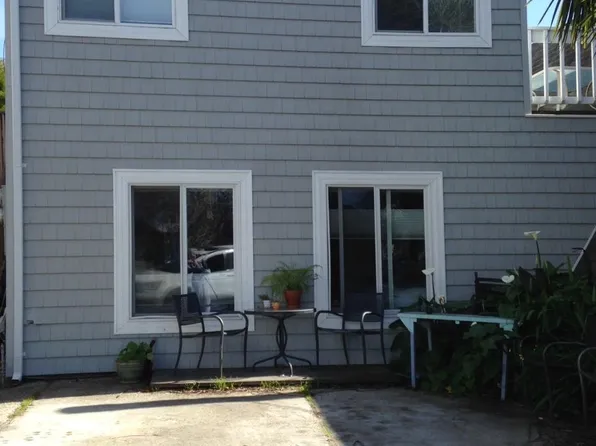 360 36th Ave APT B, Santa Cruz, CA 95062