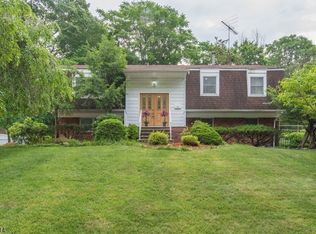 31 Lyle Ave, Wayne, NJ 07470