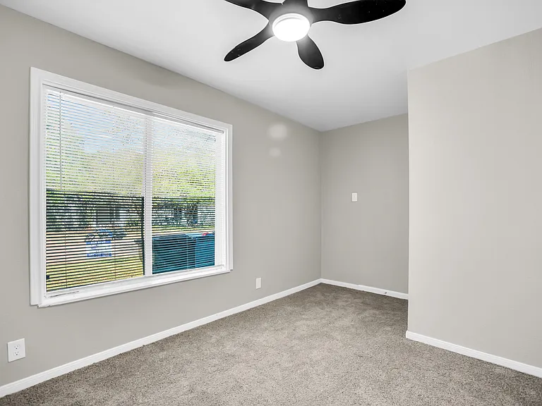 125 Vandenburg Dr #101 — Photo 14