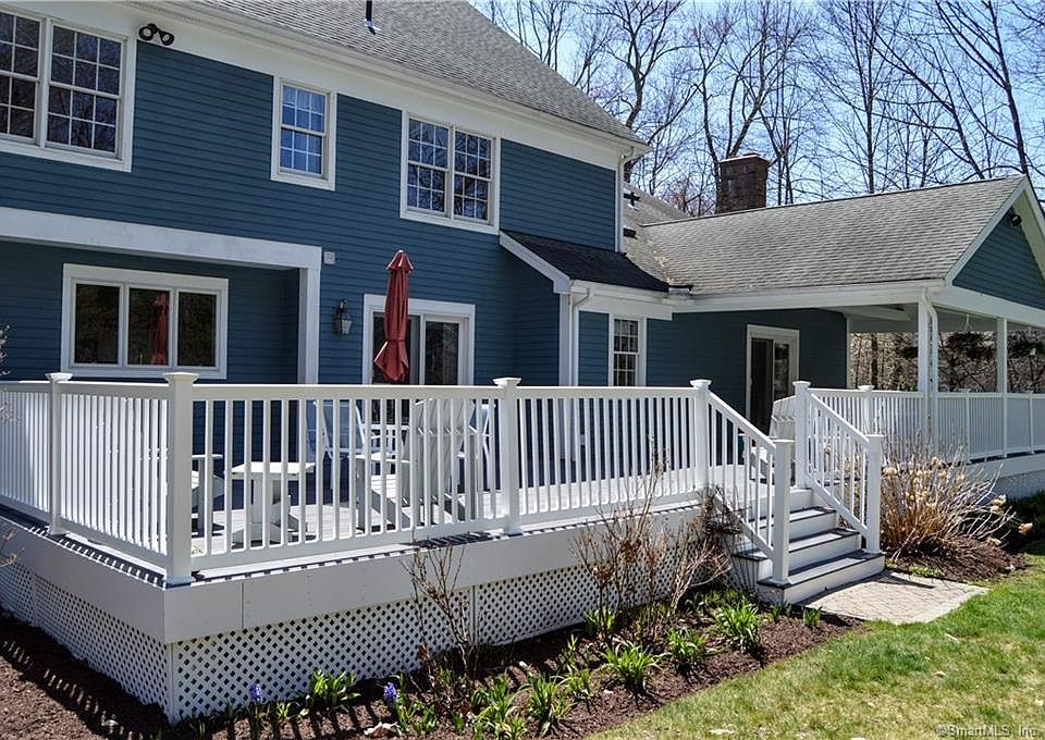 2nd image of 12 Boxwood Rd