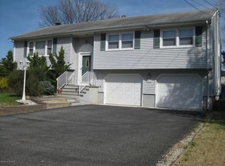 417 Aurora Dr, Brick, NJ 08723
