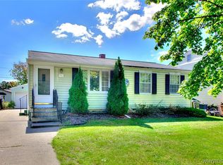 111 Autumnwood Dr, Cheektowaga, NY 14227