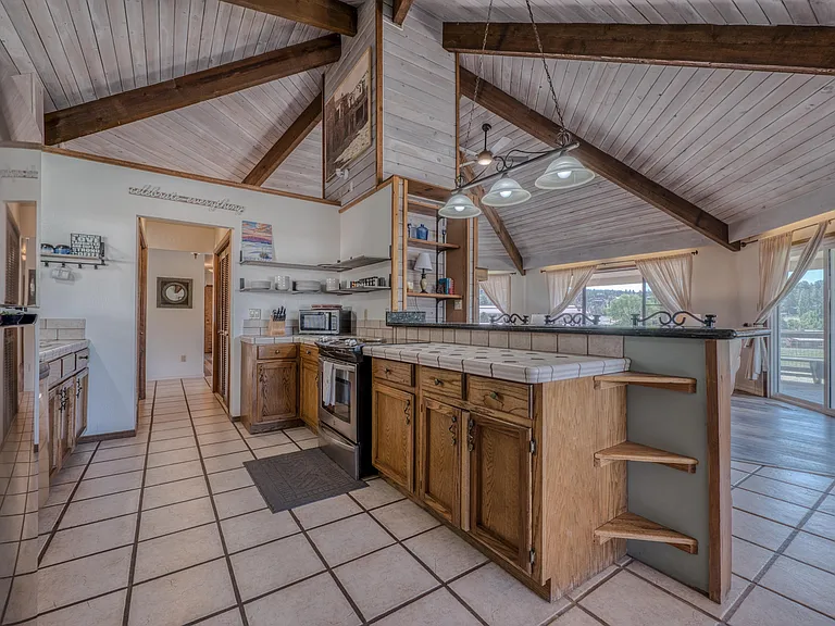 409 Barcus Rd — Photo 7