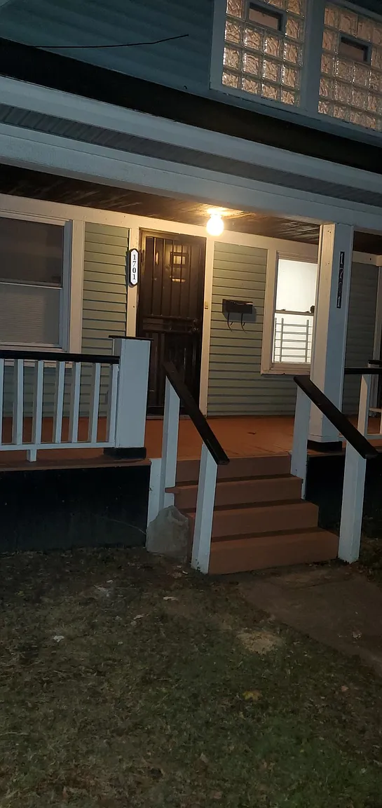 1701 Clover Ave photo 1