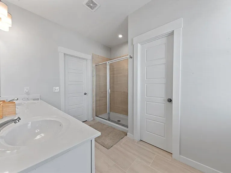 1678 Indy Dr — Photo 22