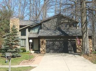 14100 Newton Rd, Middleburg Heights, OH 44130