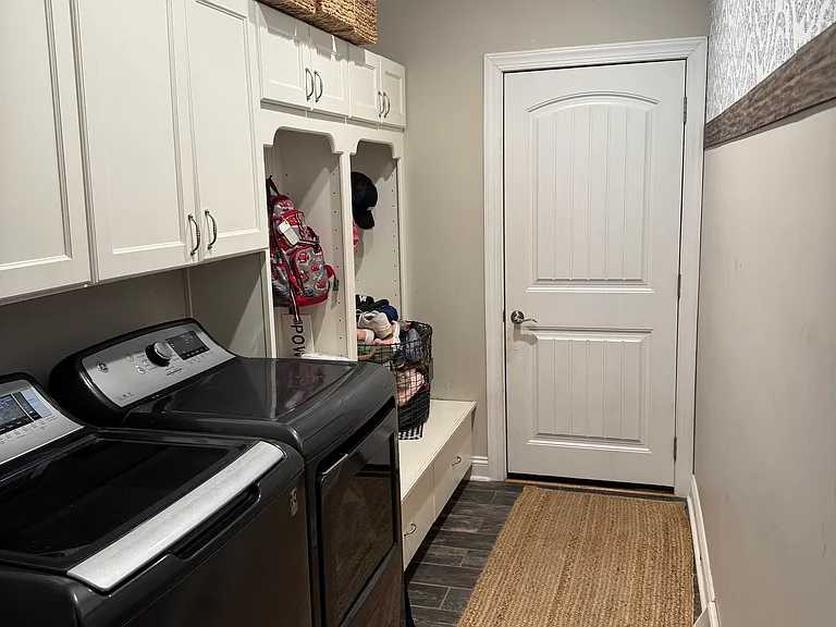1245 Helmsdale Dr — Photo 13