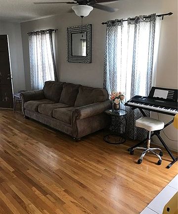 5th image of 11542 Hayford St