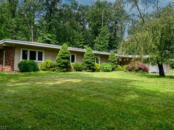 35 Glenwood Dr, Montville Twp., NJ 07045
