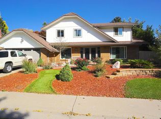 7582 S Saulsbury Ct, Littleton, CO 80128