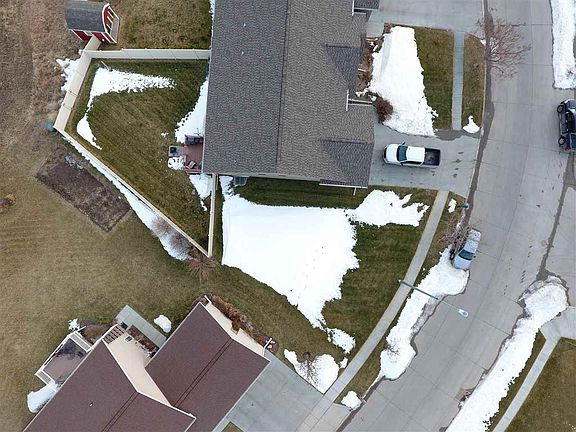 4th image of 2409 AVENUE L