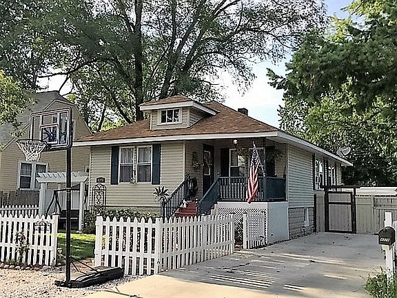 3rd image of 4328 E 21st Ave