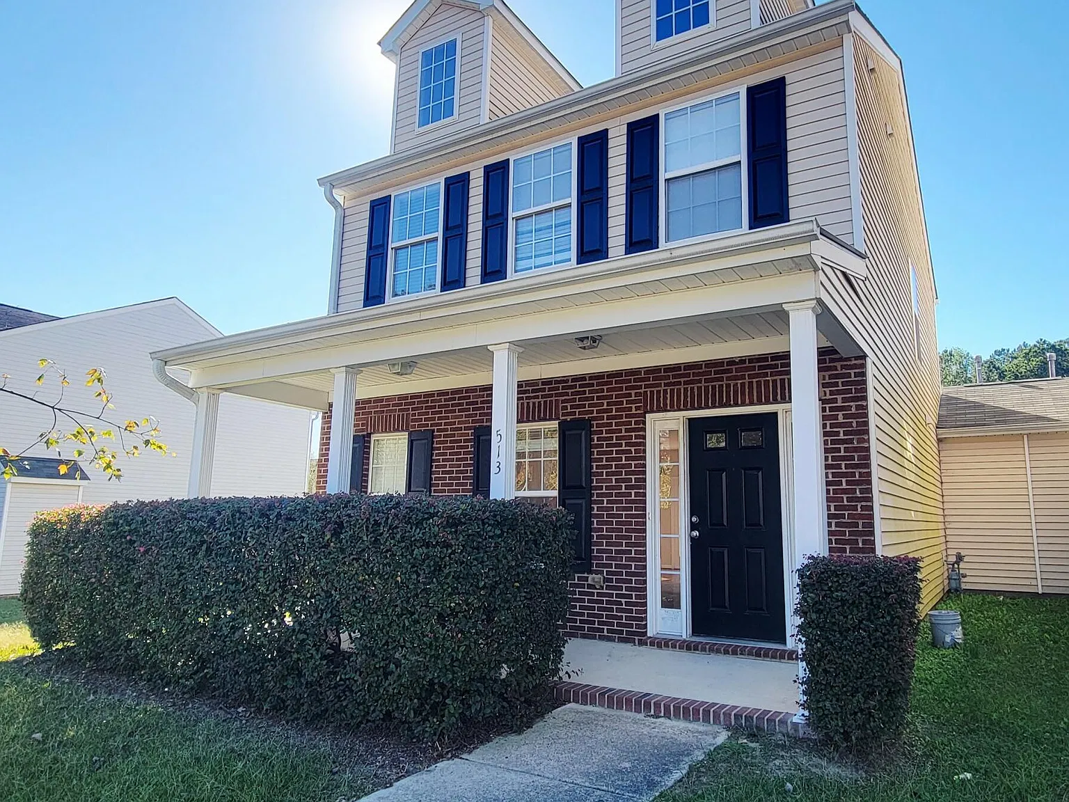 3 bed, 2.5 bath, 1320 sqft, $1,650 — Photo 1