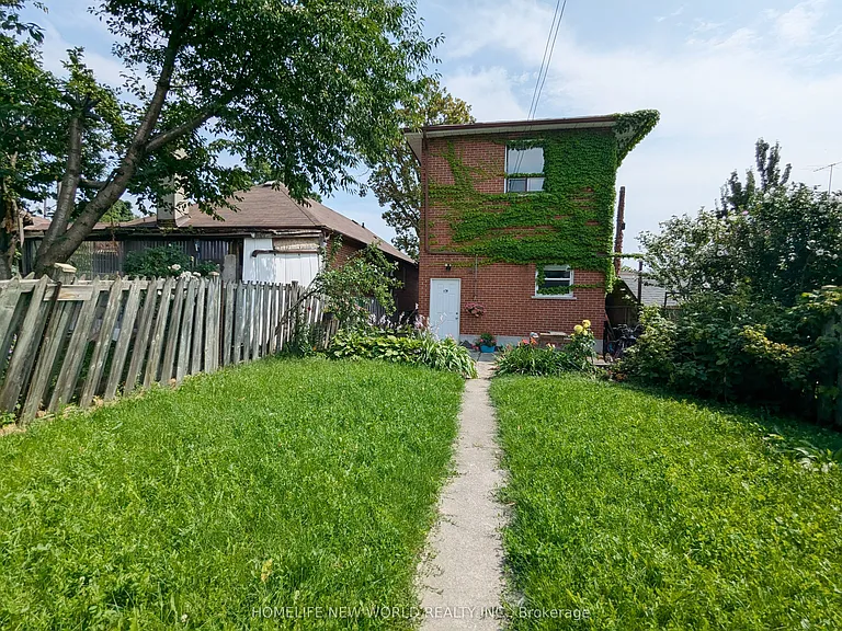 2 Thornton Ave #1 — Photo 13