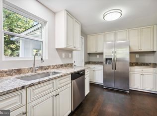 21 E C St, Brunswick, MD 21716