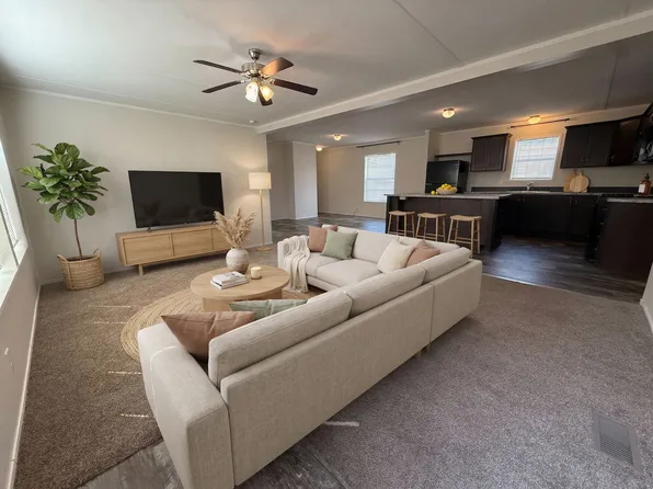 71400 Van Dyke Rd, Romeo, MI