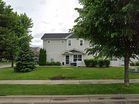 3rd image of 3582 White Pine Way
