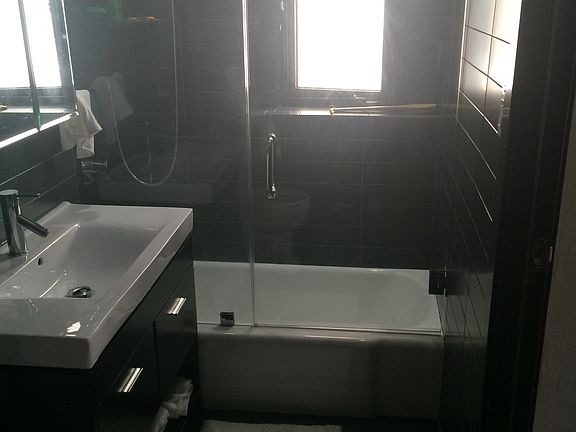 3rd image of 16 W 16th St APT 9FN