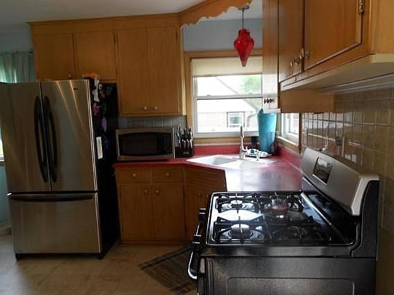 5th image of this home
