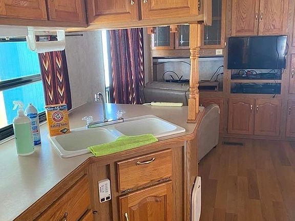 3rd image of 400 Fm 3168 Lot 406