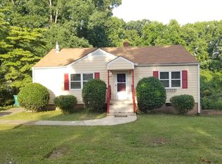 5066 Phillips Dr, Forest Park, GA