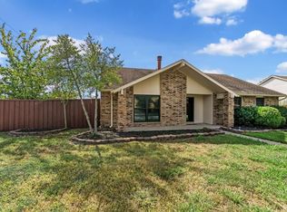 8610 Kensington Dr, Rowlett, TX 75088