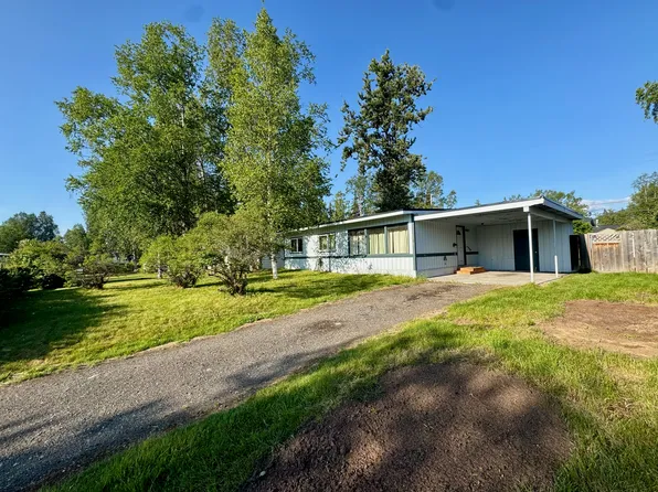 1503 Wolverine St, Anchorage, AK 99504