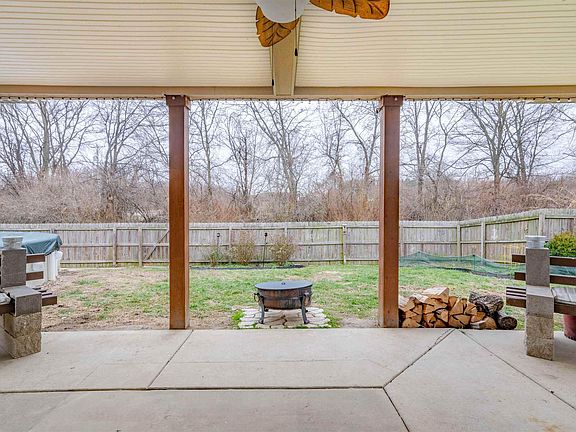 4th image of 4500 Lincoln Pointe Dr