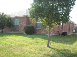 2117-2119 Ragland Rd, Mansfield, TX 76063