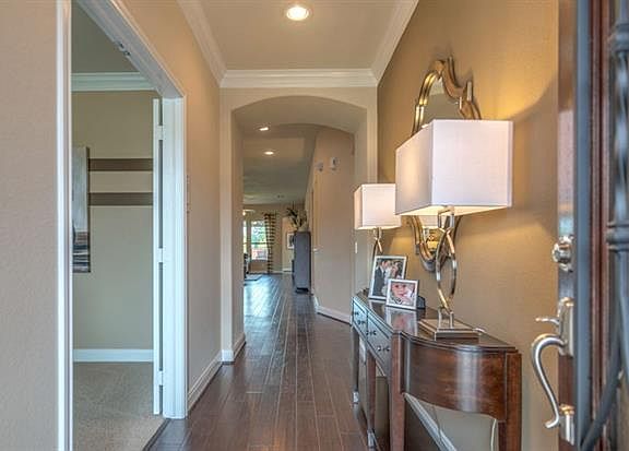 2nd image of 2706 Sierra Morado Dr
