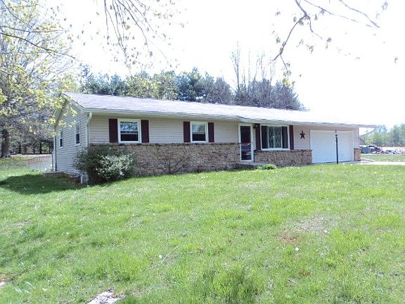2nd image of 2100 E Nixon Dr